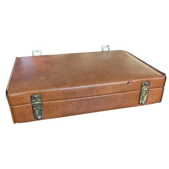 Vintage 1950/1960s Faux Leather Briefcase w locking latch - 2 keys included - Picture 10 of 16